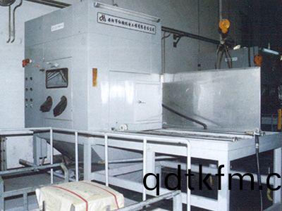 濕式(shi)數(shu)控噴(pen)砂機